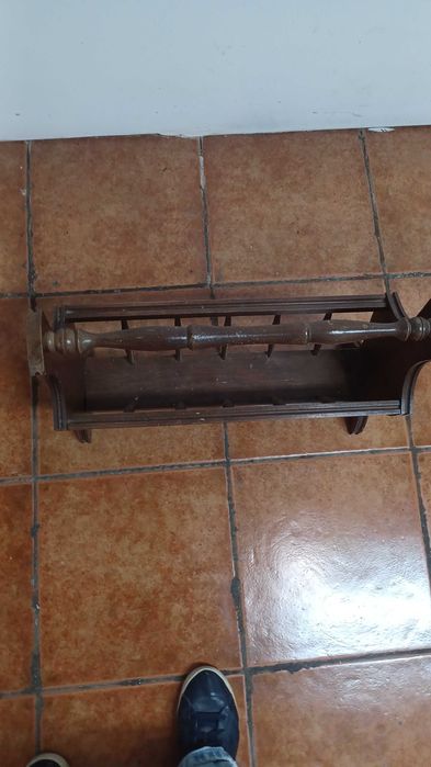 Porta Revistas em madeira estilo clássico