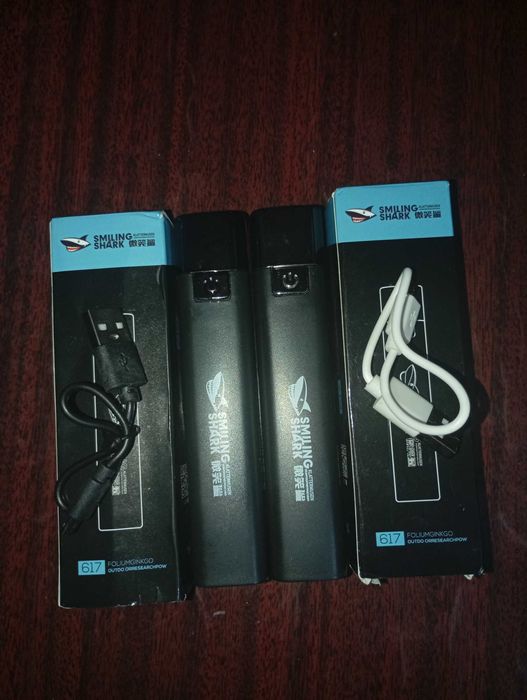 Ліхтарик світлодіодний