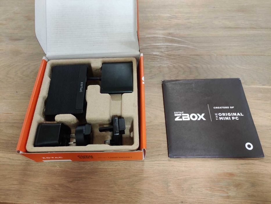 Komputer mini Zotac ZBOX P SERIES P1225 pico 4GB / 32GB