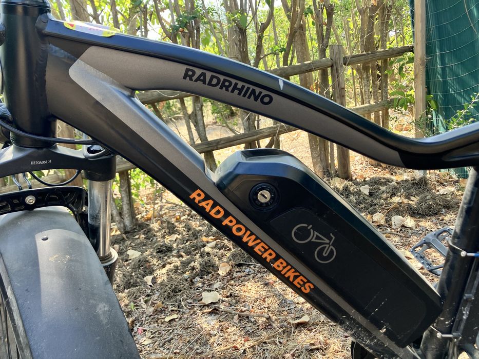 Bicicleta Elétrica  - Fat bike - RadRhino — Rad Power Bikes