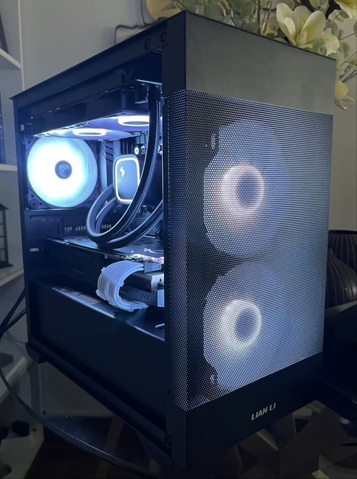 Computador gaming com monitor