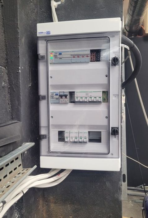 Elektryk, instalacje elektryczne
