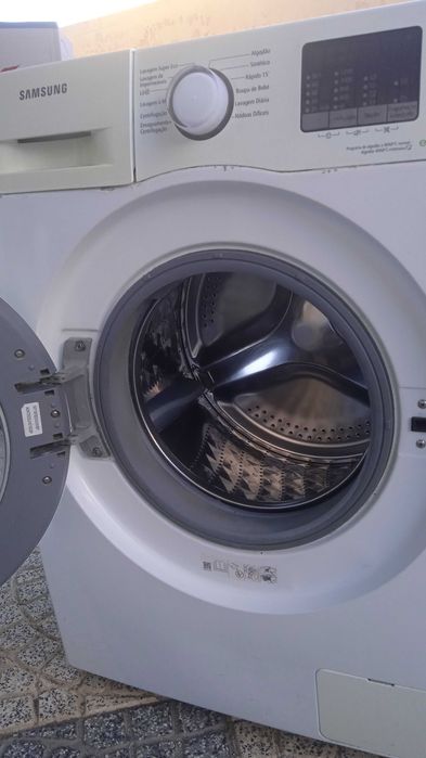 Máquina de lavar roupa