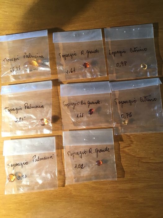 Pedras preciosas, topazios, ametistas, água-marinha, esmaraldas, turma