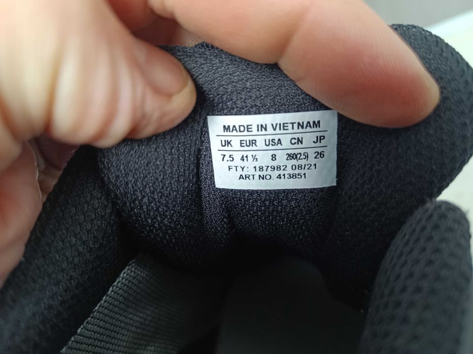 - Salomon X Ultra 4 Gore-Tex