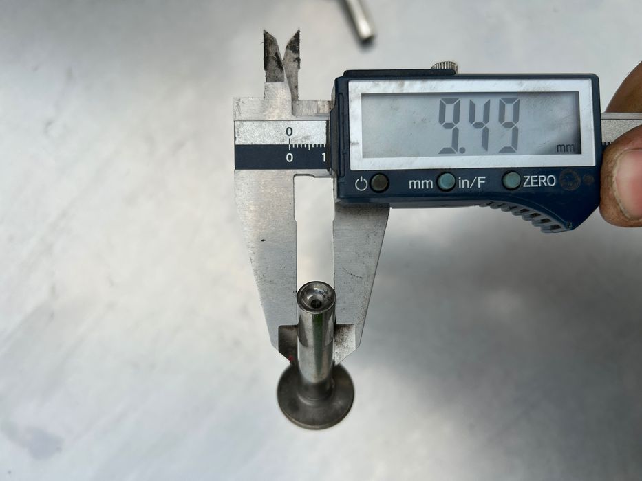 Popychacze zaworów Briggs, Grzybki zaworów Traktorek 10-18KM (351)