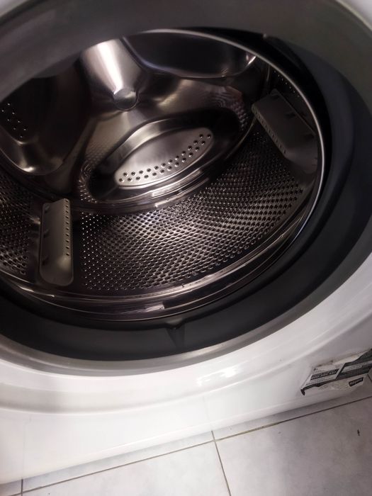 Máquina lavar roupa hotpoint Ariston, para reparação, muito bom estado