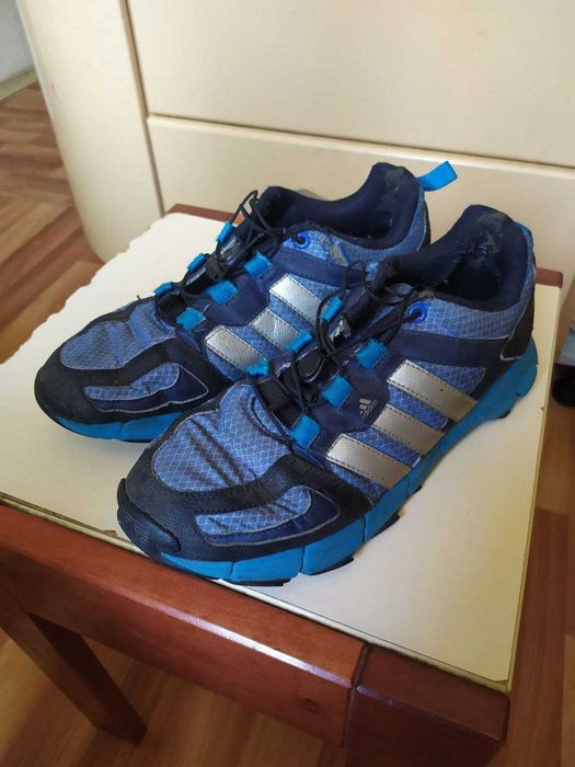 Кроссовки Adidas разм. 38 по стельке 23,5 см