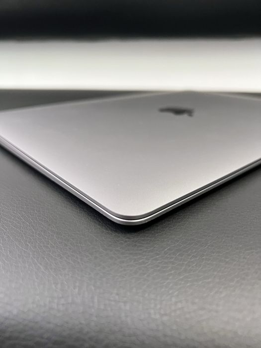 Mac Book Air M1 2020 13-inch