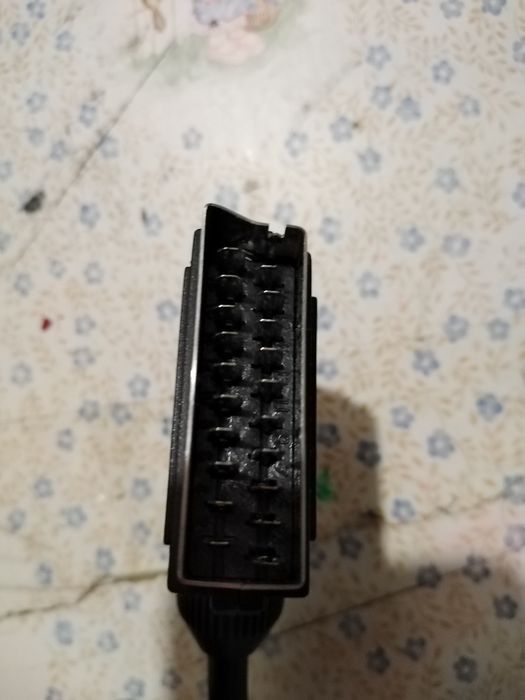 Vendo cabo de vídeo 1 novo