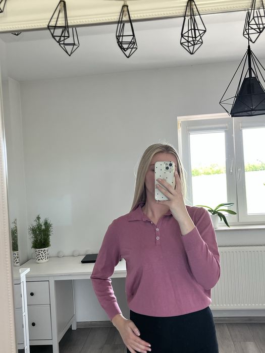 Różowa polówka damska