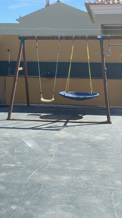 Trampolim ( o maior ) em bom estado oara durar ao ár livre + 10 anos