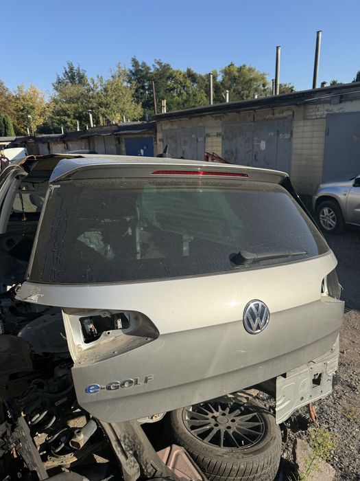 Ляда кришка багажника Golf 7 GTI