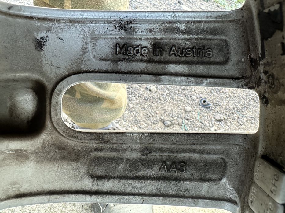 Koła zimowe Audi 5x112 255/40/19 ET45 oryginały