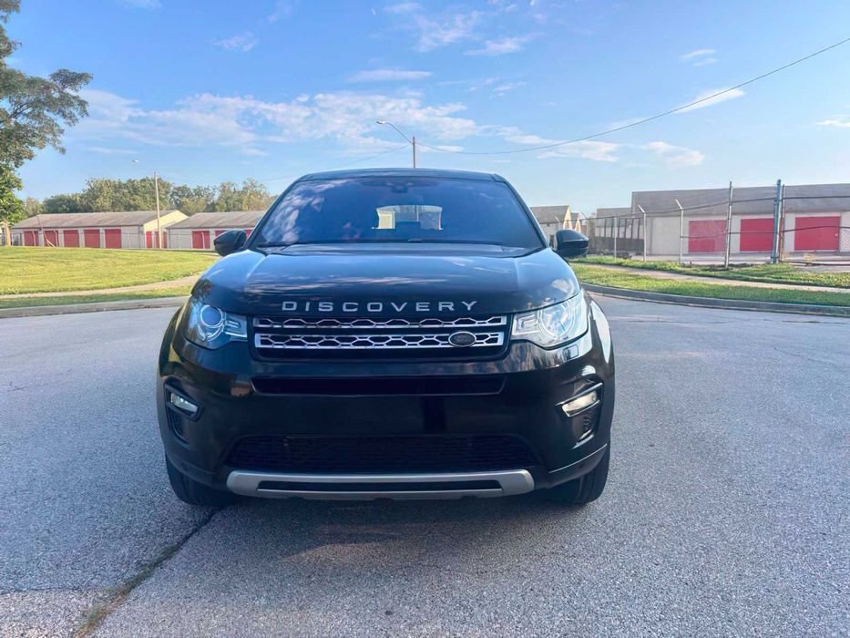 Land Rover Discovery      2017
