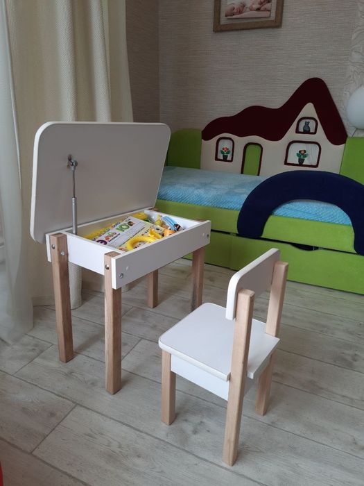 Детский столик и стульчик стіл і стілець детский стол и стул с полкой