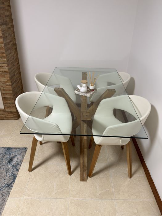 Mesa +4 cadeiras