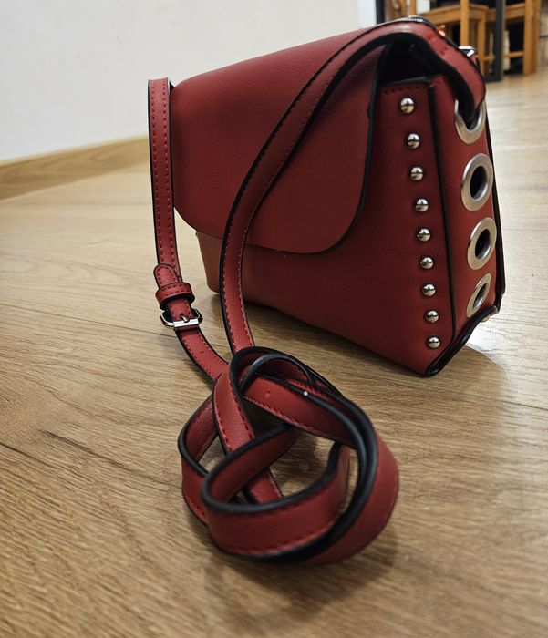 Torebka,listonoszka, mini 15×21cm, czerwona