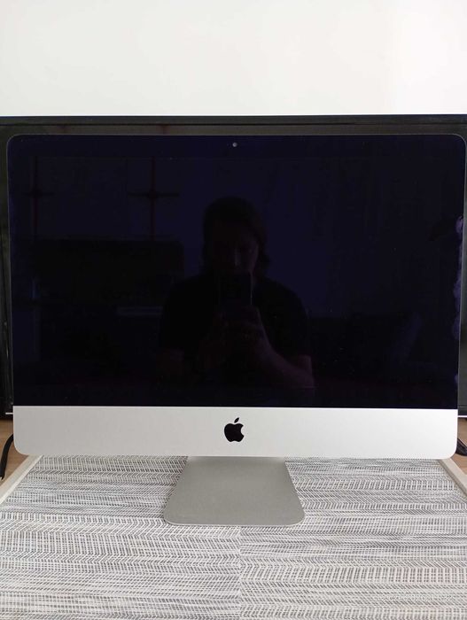 Apple iMac 21,5-calowy