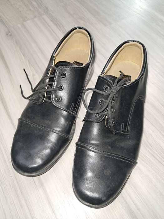Buty do garnituru, na komunię rozm 33