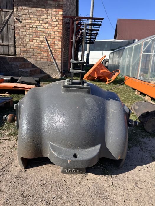 Obciążnik balast żeliwny 900 kg Fendt john deere