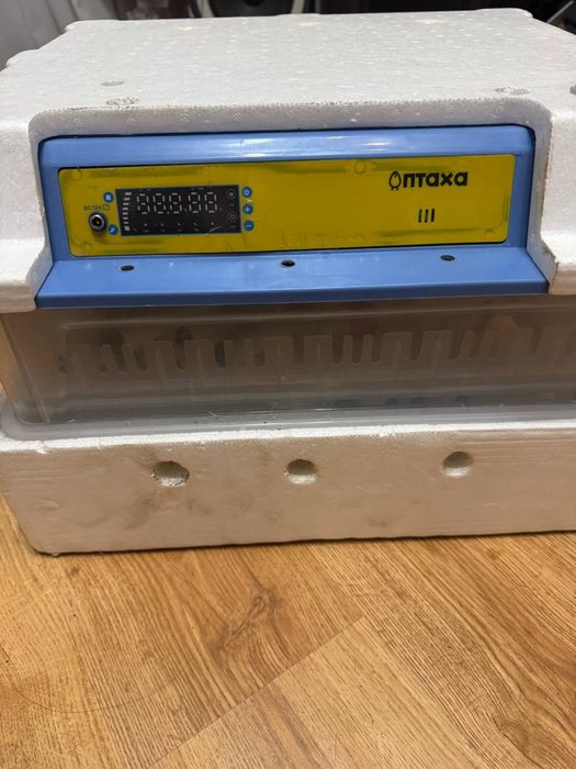 Інкубатор “Птаха” – у відмінному стані