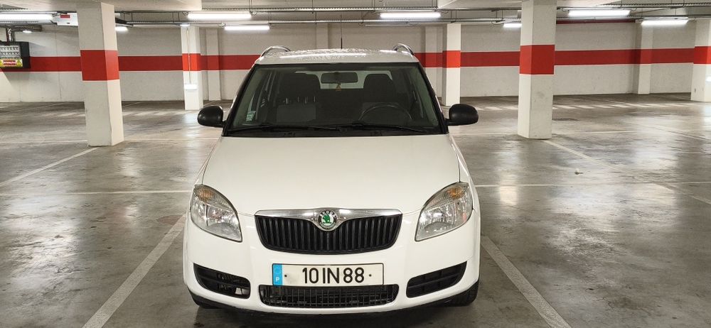 Skoda Fabia break 1.4TDI super econômico em bom estado 2490 negociável