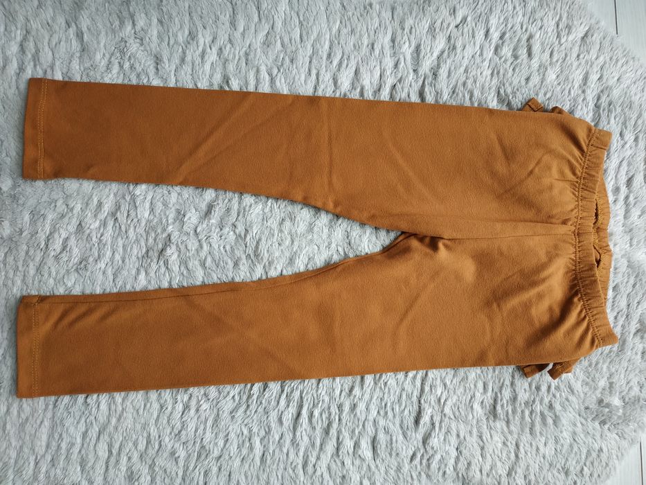 Nowe legginsy z falbankami/brązowe/beżowe/karmelowe/Haydi/r.104