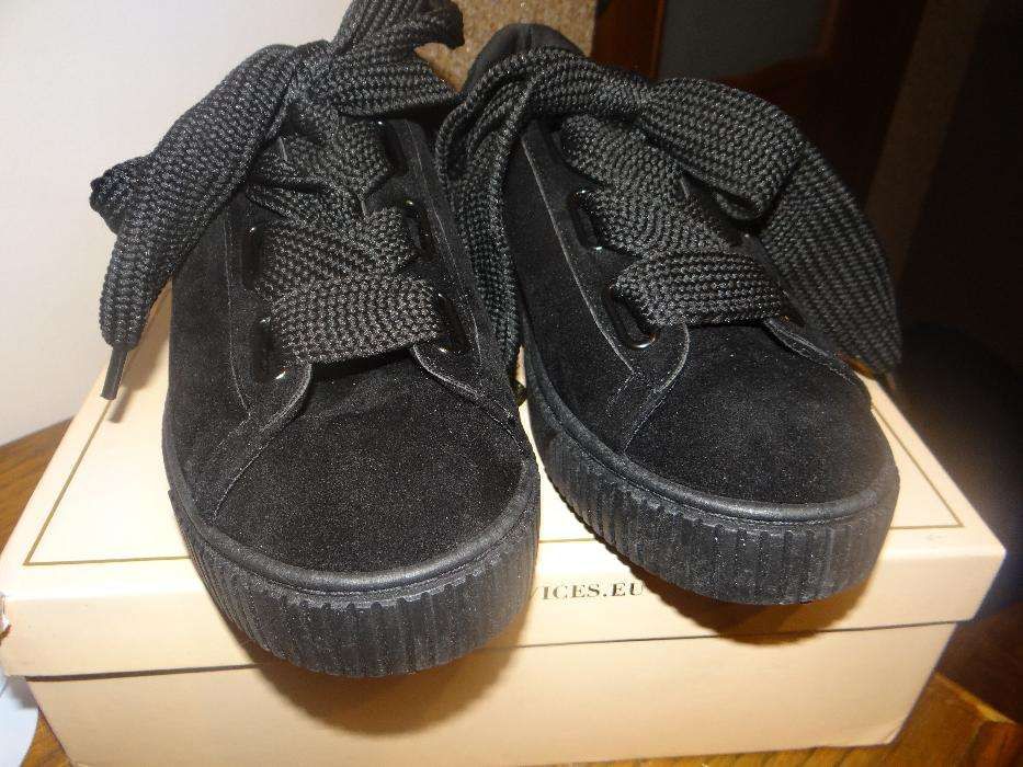 Buty sportowe damskie