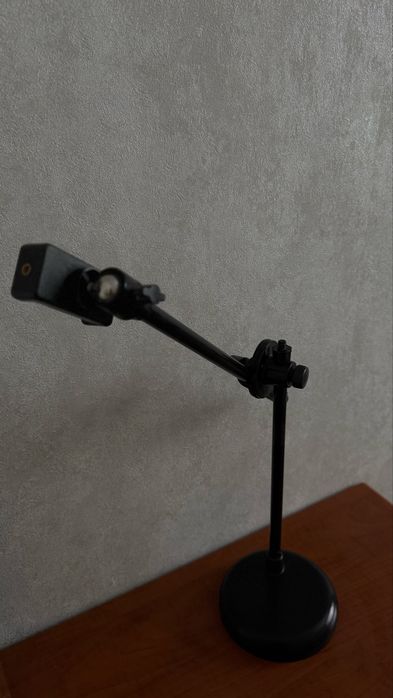 Штатив для телефону