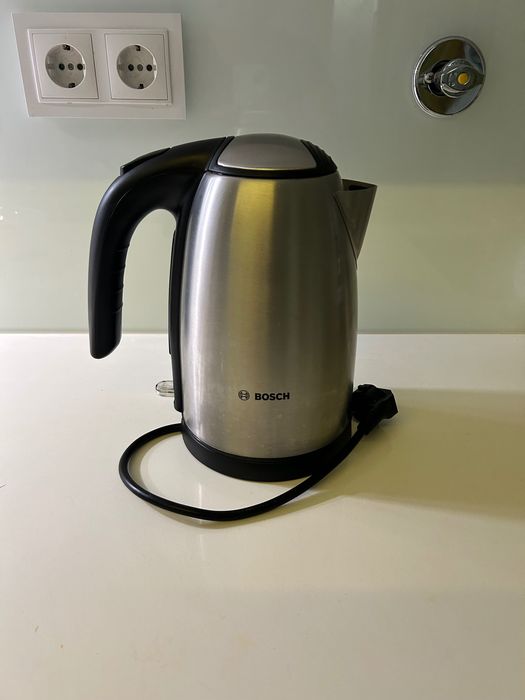 Jarro eléctrico Bosch TWK