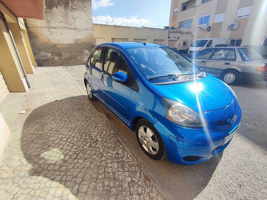 Toyota Aygo 1.0 Gasolina, super económico, 100000km