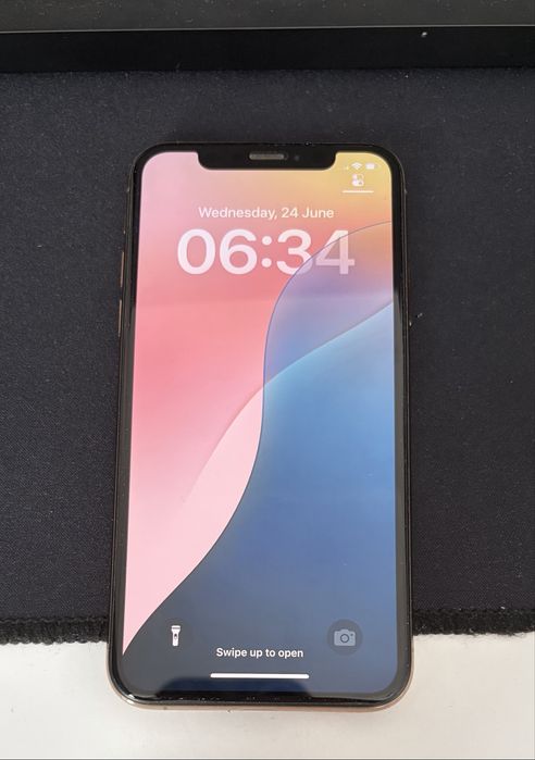 iPhone 10.