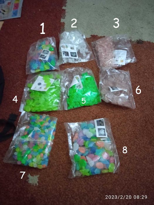 Pedras luminosas de jardim