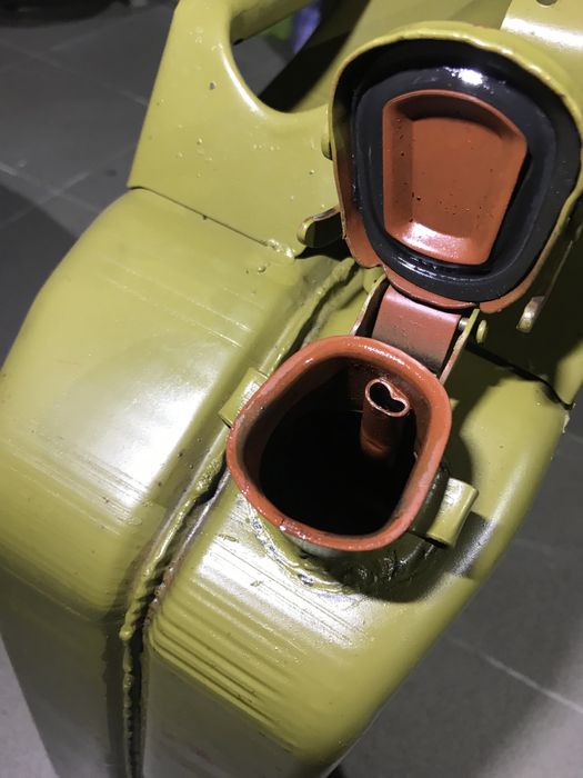 Каністра 20л