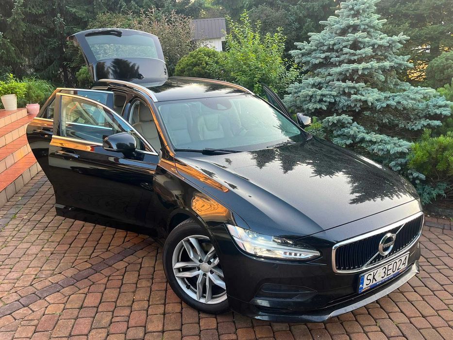 Volvo V90