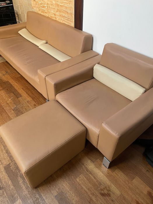 Oddam za darmo komplet wypoczynkowy – kanapa + fotel + pufa