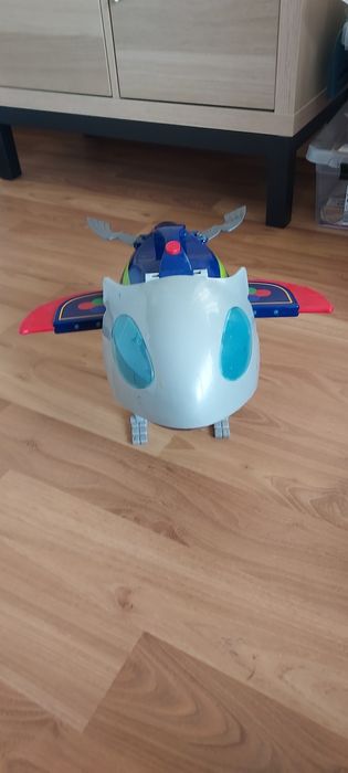Avião  PJ Masks em bom estado