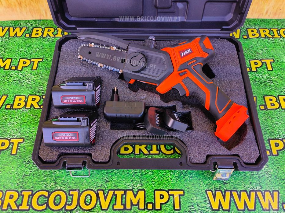 Serra Elétrica de Mão LIKE - 2 Baterias Lítio 4ah - Mala - NOVAS