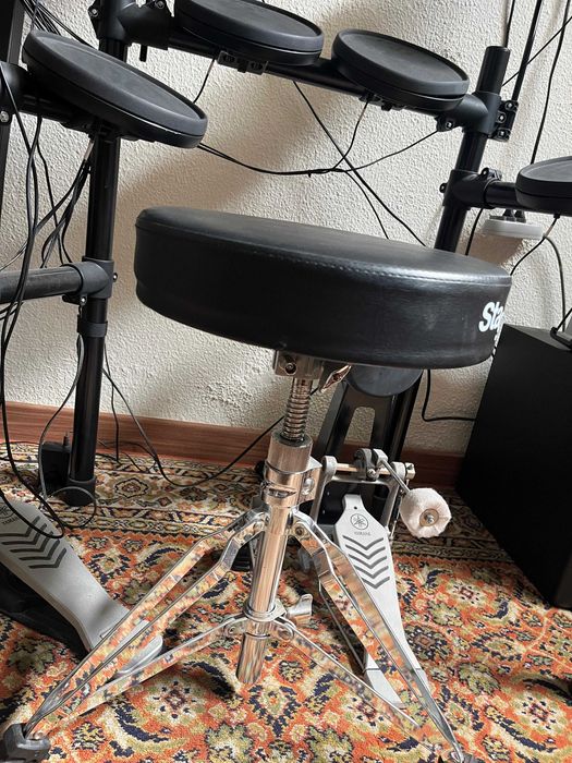 Yamaha DTX432K E-Drum Set