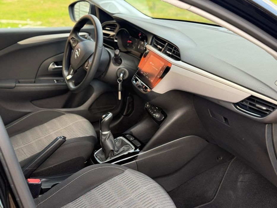 Opel corsa.