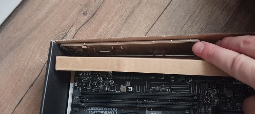 Материнська плата і проц MSI B560M-A PRO. i3 10105f   кулер бокс