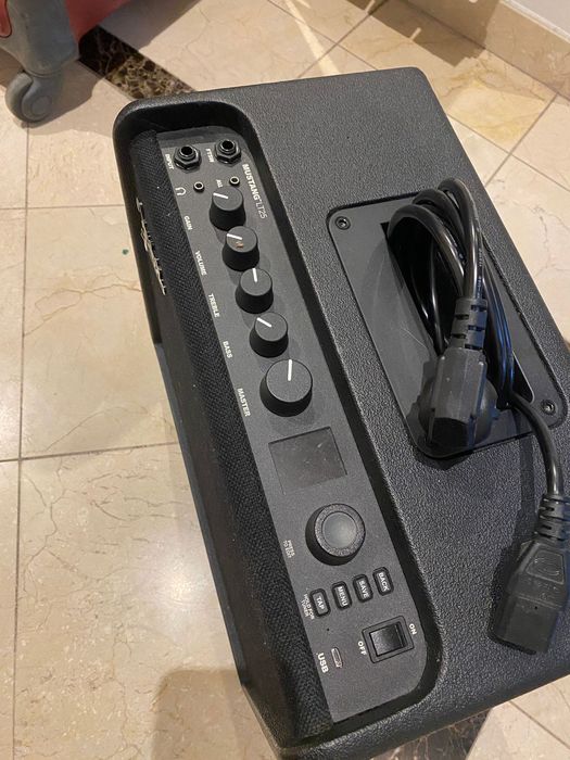 Amplificador Fender Mustang LT25 – Como Novo / Impecável