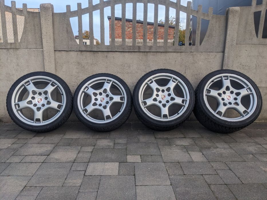 Koła alufelgi Porsche 997 5x130 VW Golf 8J 10J 19" 235/35 295/30