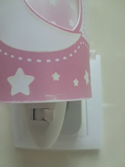 Candeeiro luz de presença menina