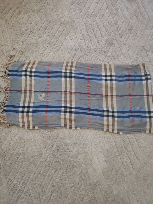 Продаю шарф Burberry