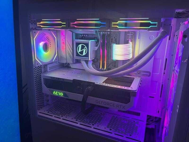 Custom Computer Assembly64595425211138123