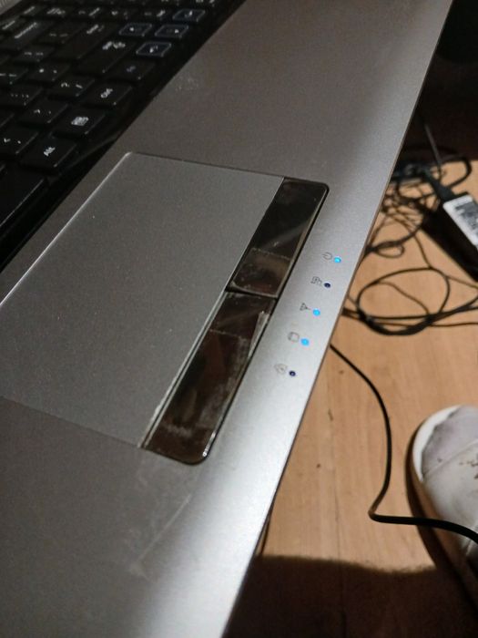 Laptop samsung RV511