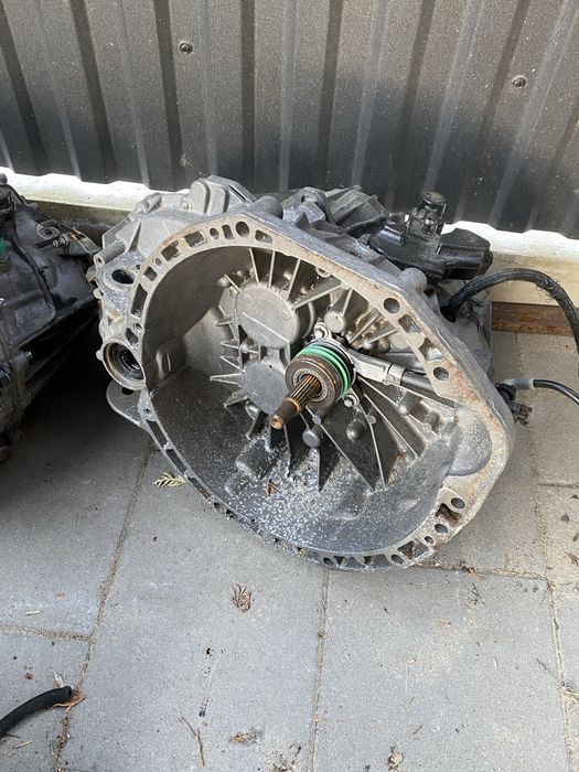 КПП коробка передач Рено Мастер, Трафік, Опель Мовано 2.3 2.0 2.5 DCI