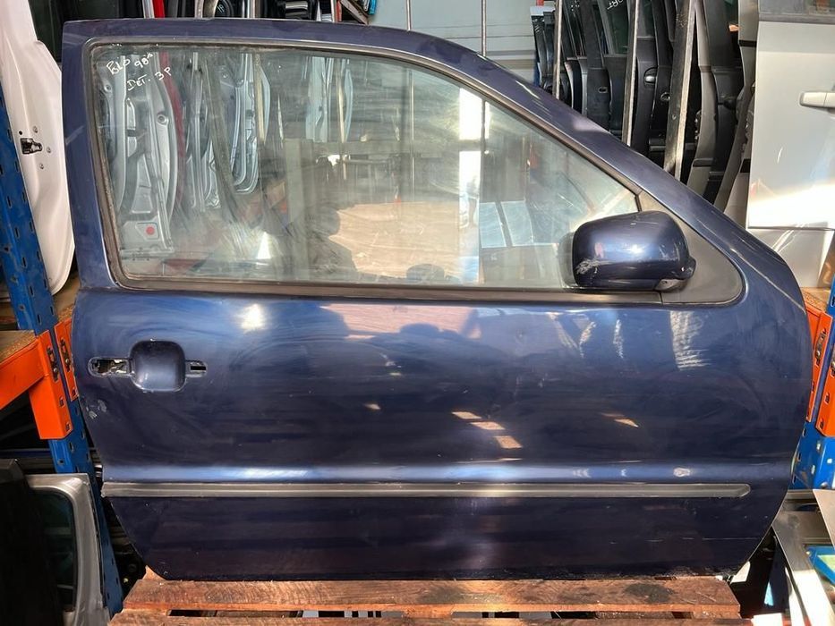 Porta direita Vw Polo 3 portas 1997